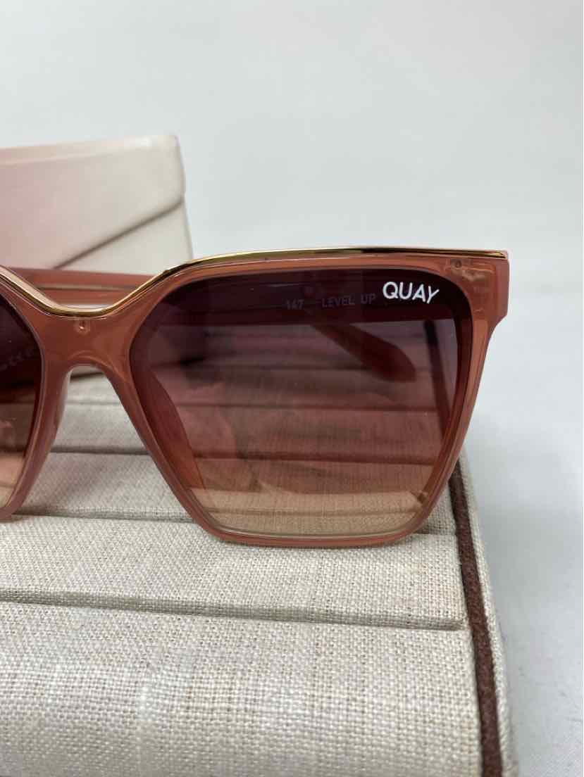 QUAY Sunglasses