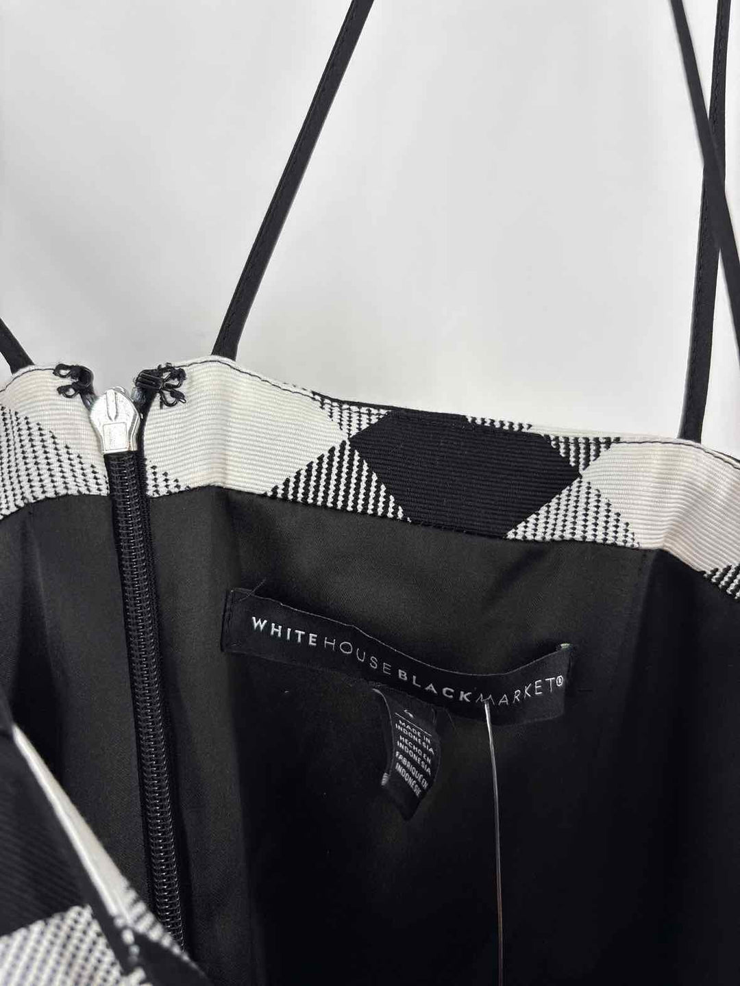 Size 4 White House Black Market Black/White Dress