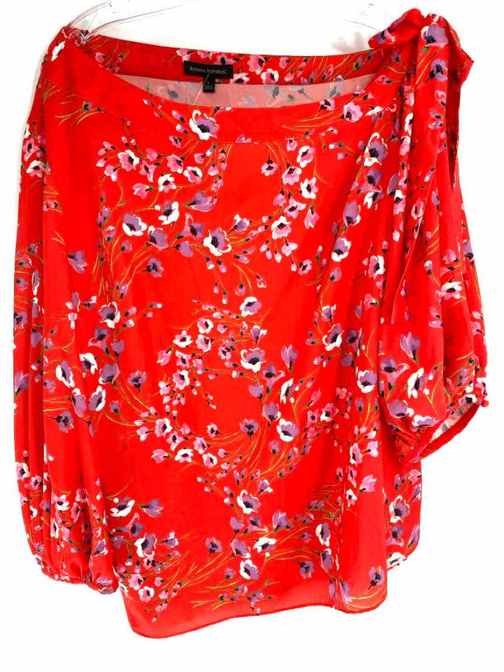 Size L Banana Republic Red Shirt