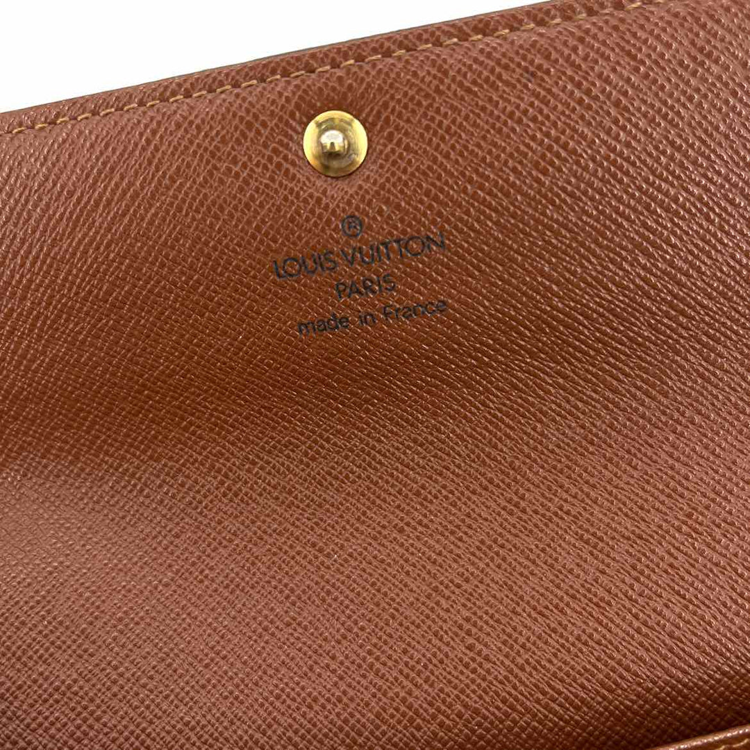 Louis Vuitton Luxury - Wallet