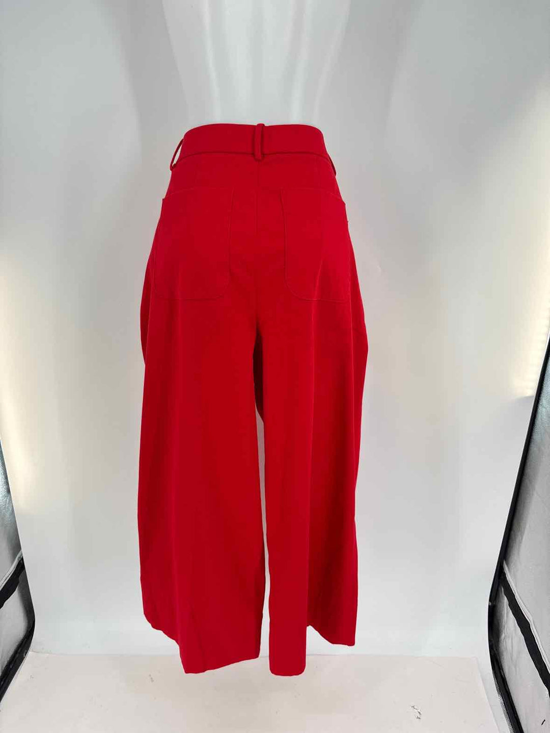 Size 1X SPANX Red Capri