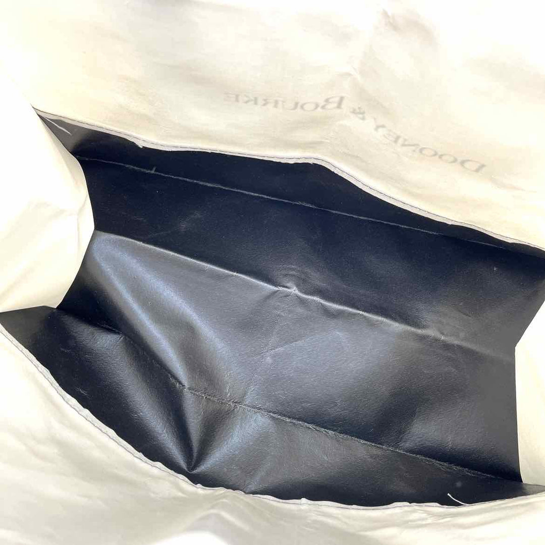 Dooney & Bourke Purse