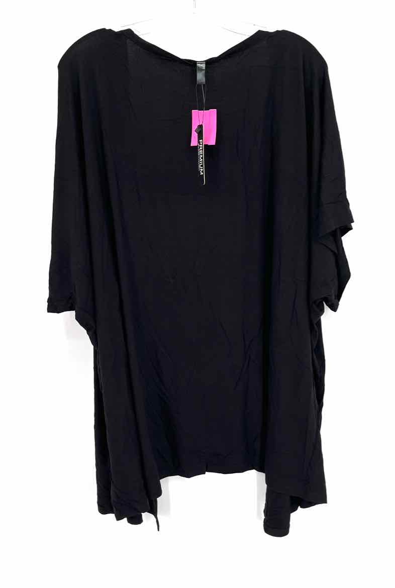Size 3X Black Shirt