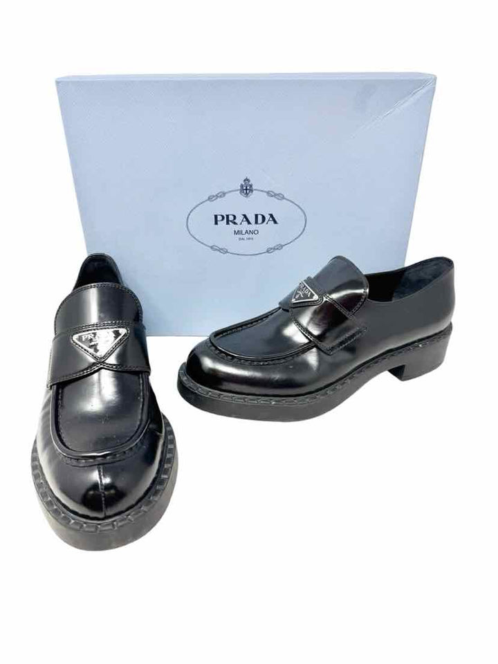 Shoe Size 39.5 PRADA Black Leather Luxury - Flats
