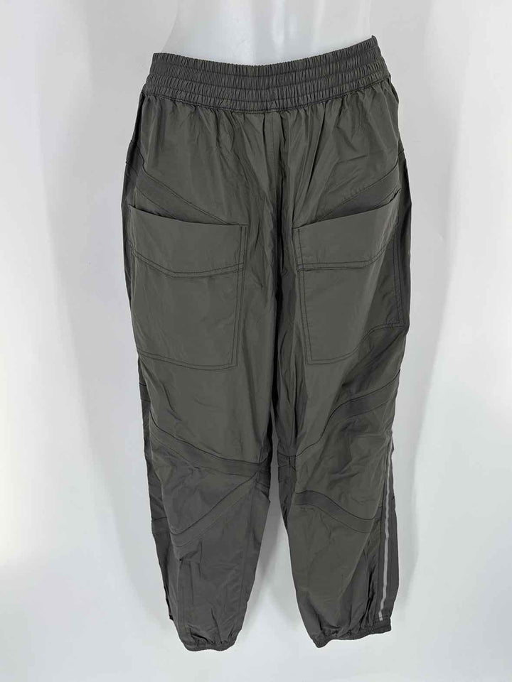 Size M FREE PEOPLE Olive Pants