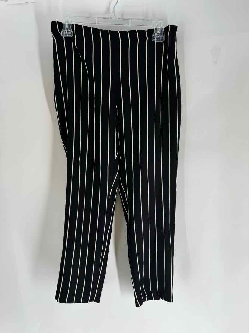 Size S Chico's Black Capri