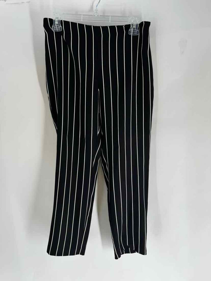Size S Chico's Black Capri