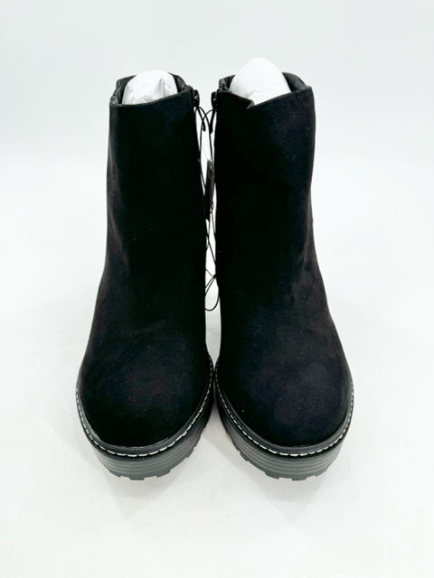 Shoe Size 12 Torrid Black Boots