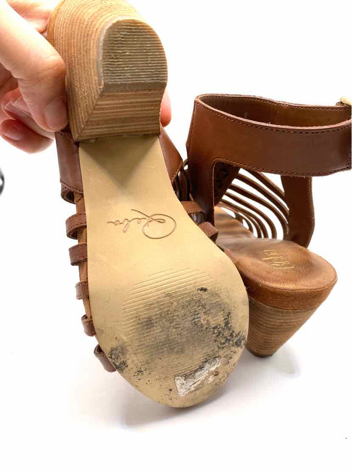Shoe Size 7 REBA Tan Sandals