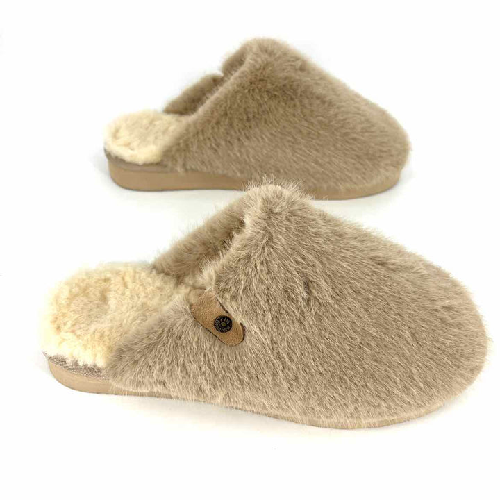 Shoe Size 8 BEARPAW Tan Faux Fur Clogs