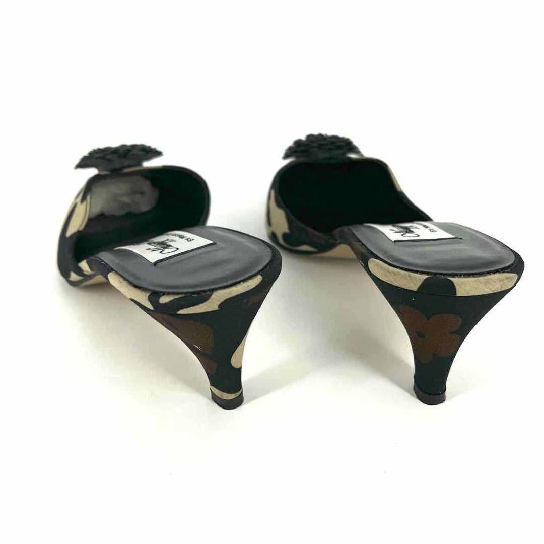 Shoe Size 7.5 MAGGY LONDON Black Pumps