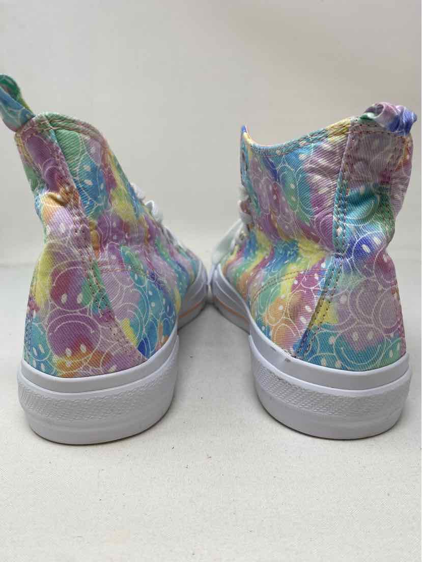 Shoe Size 6 Multi-Color Sneakers