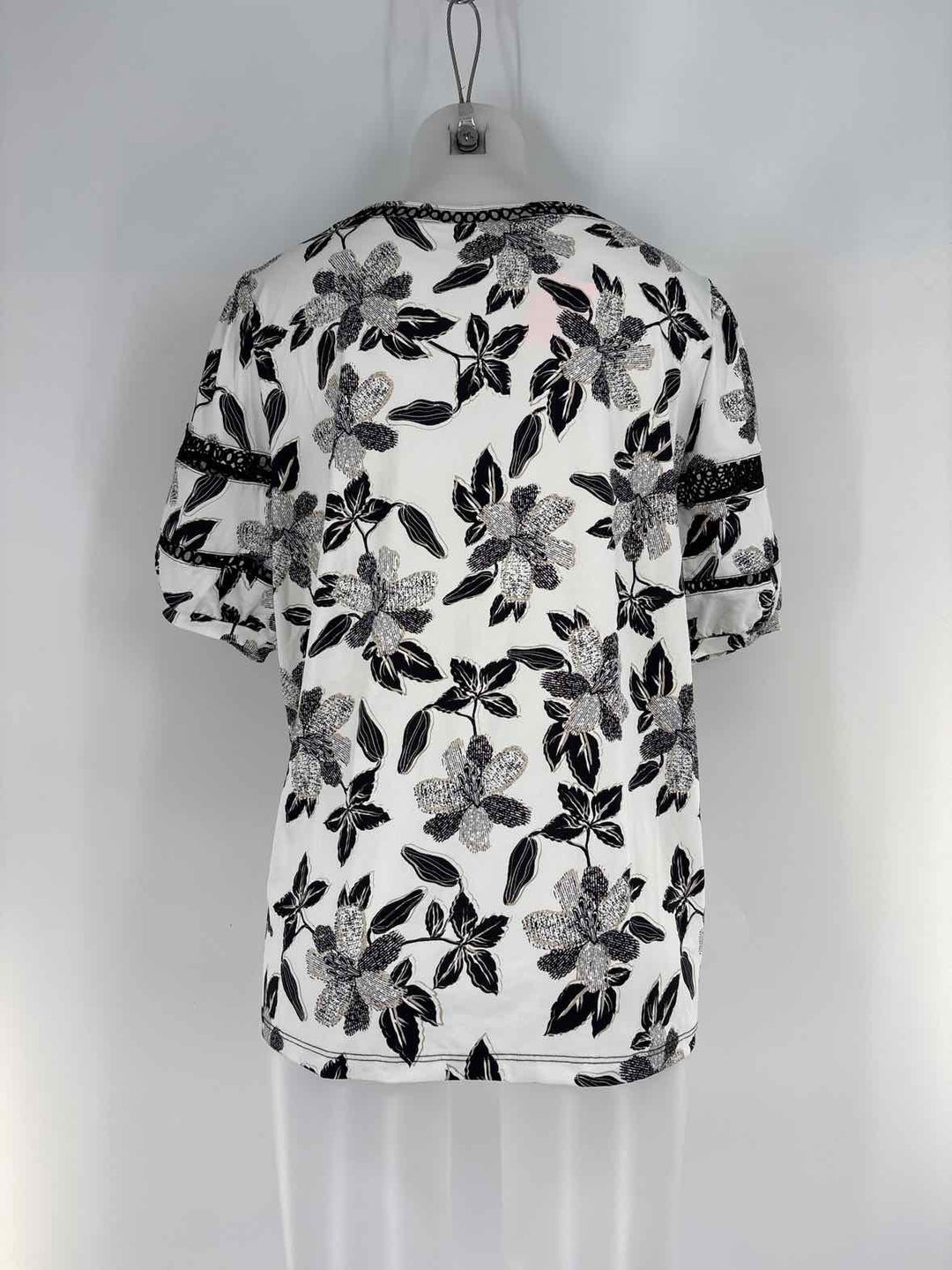 Size L White Print Shirt