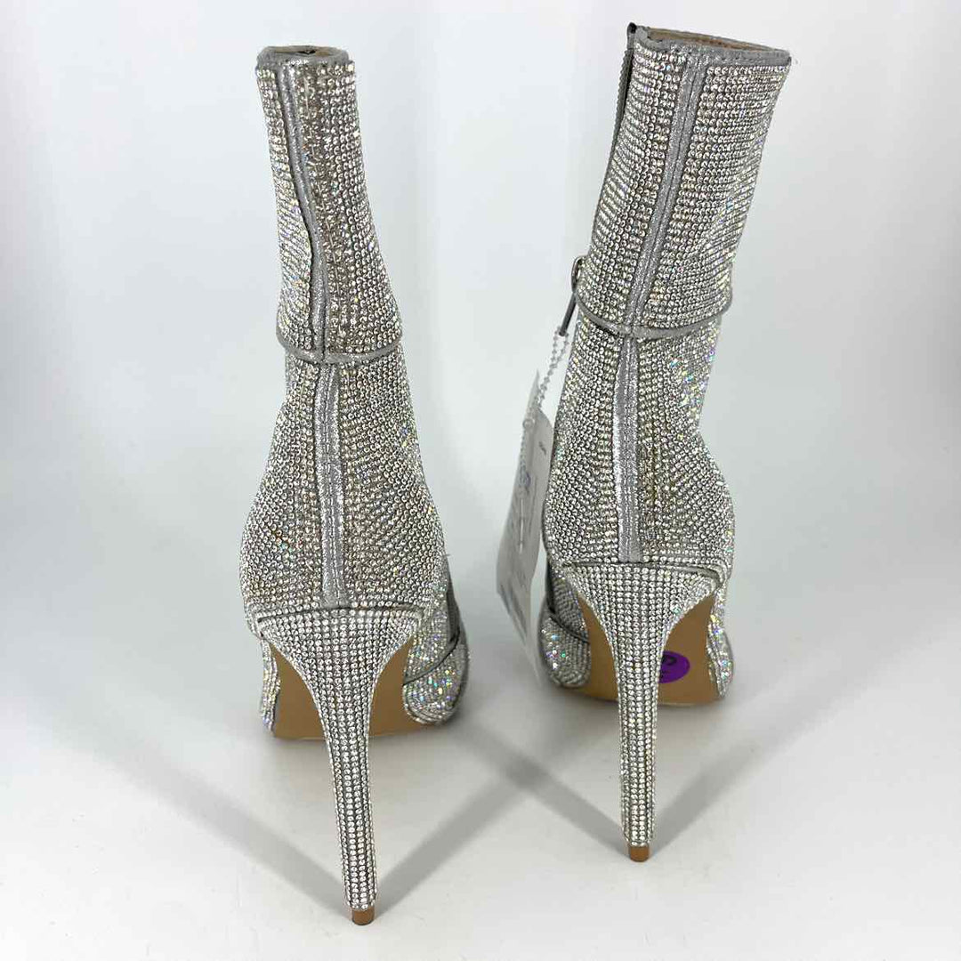 Shoe Size 6.5 Steve Madden Silver Rhinestone Boots