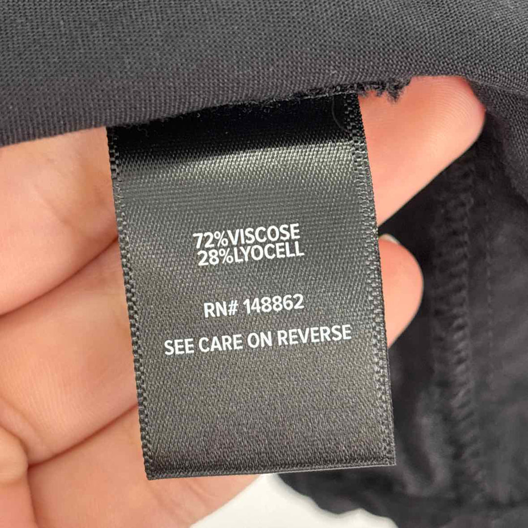 Size 3X Torrid Black Shirt