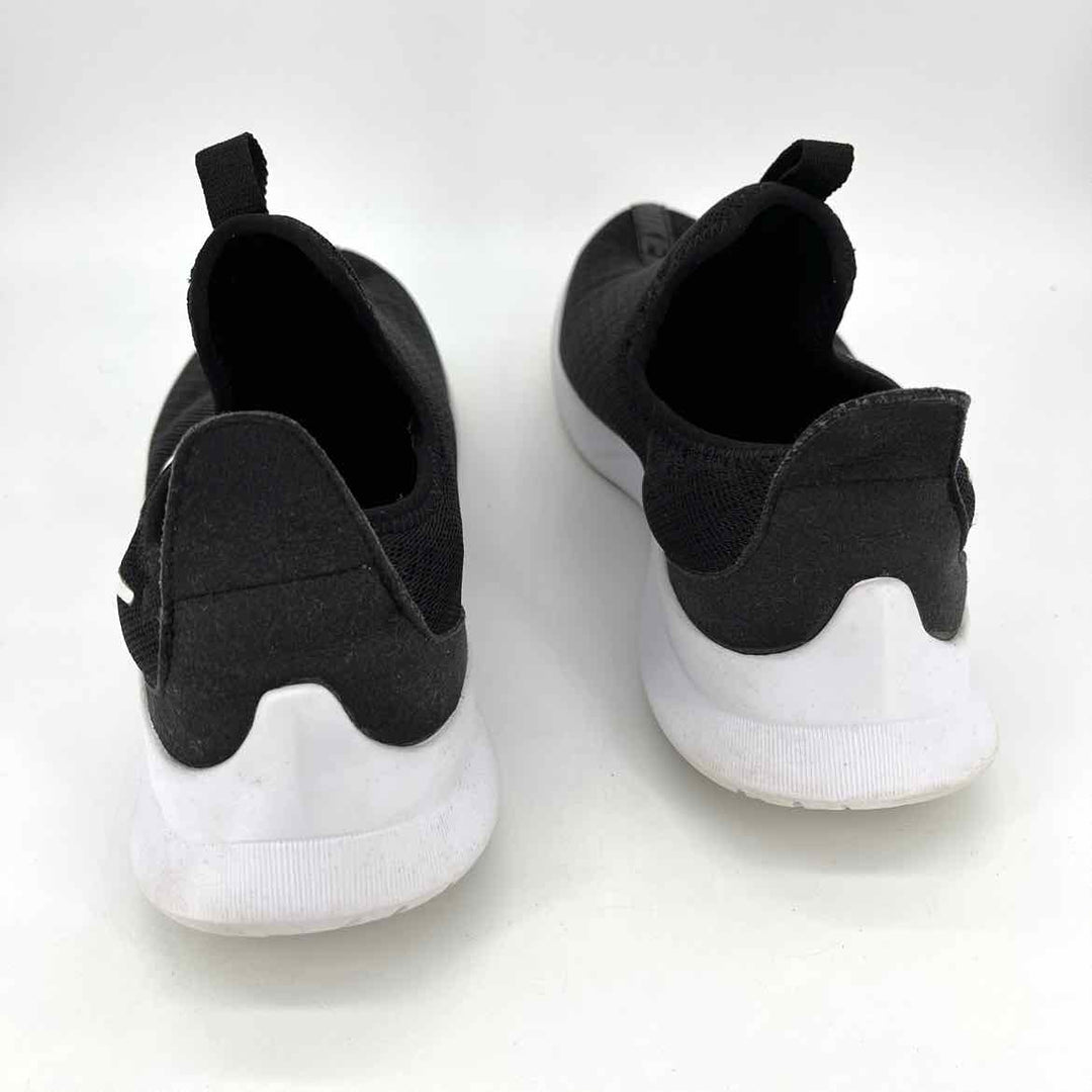 Shoe Size 12 Nike Black Knit Mesh Sneakers