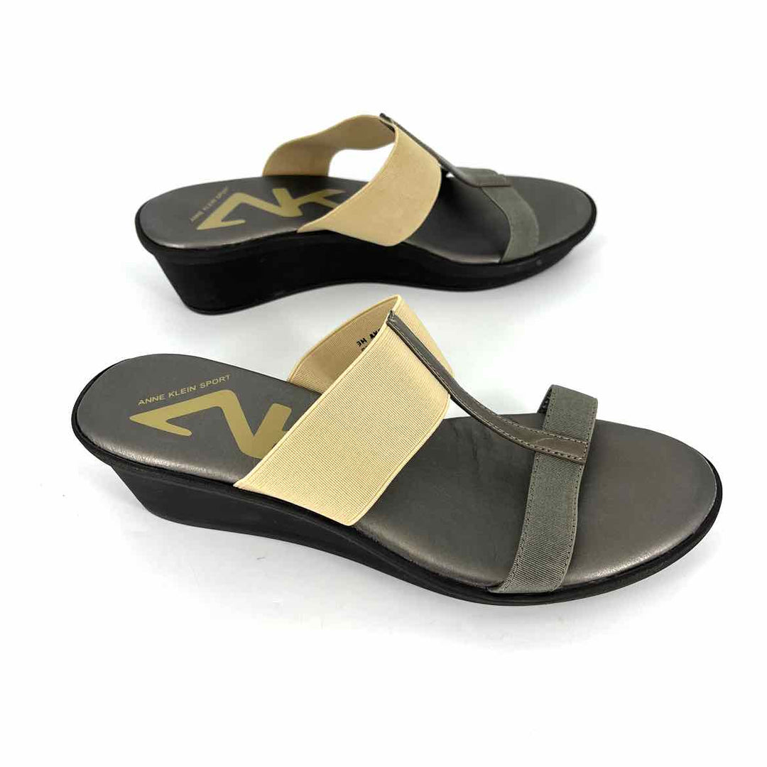 Shoe Size 9 Anne Klein Multi-Color Wedge