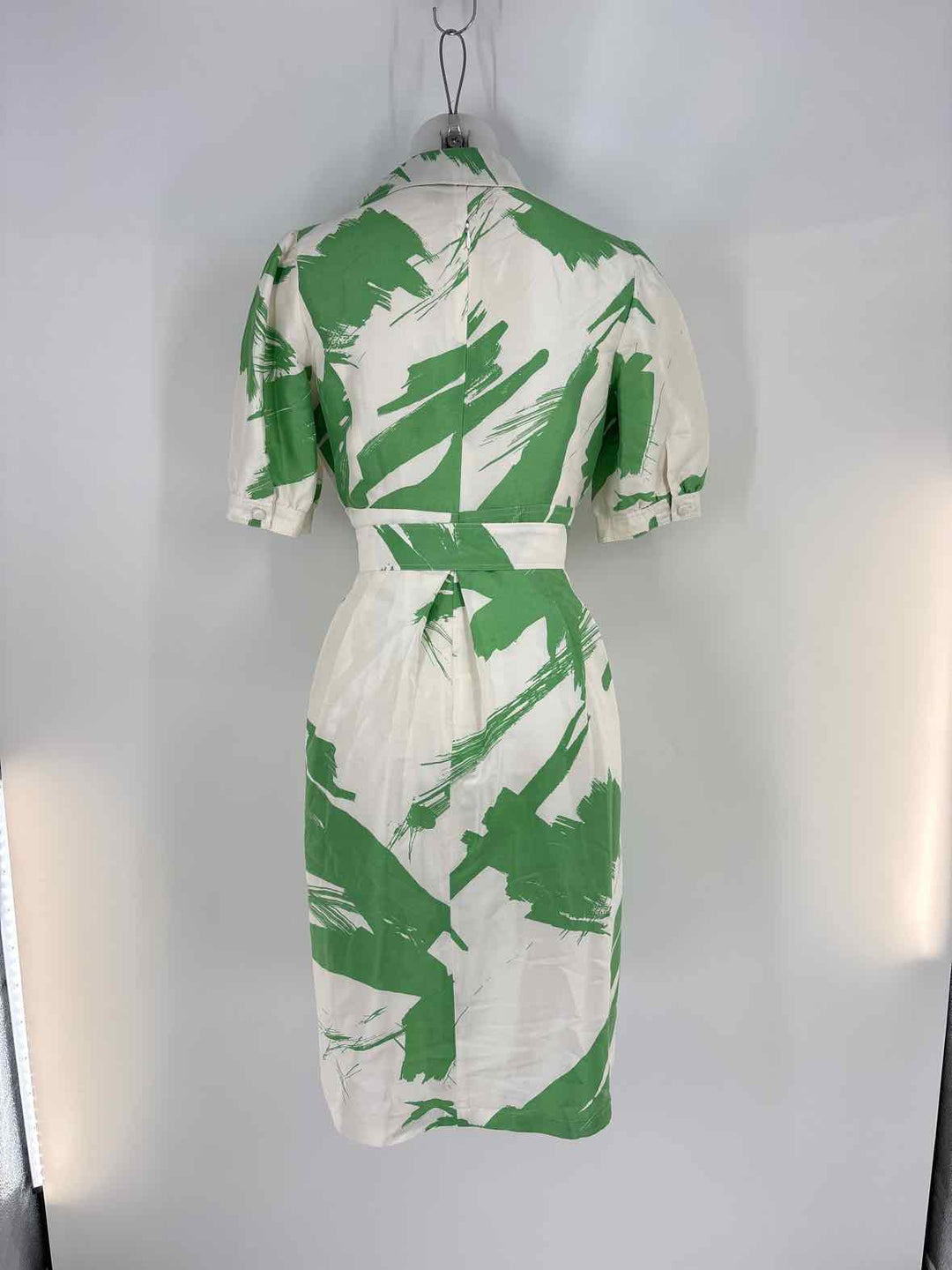 Size 6 TERI JON Green Print Dress