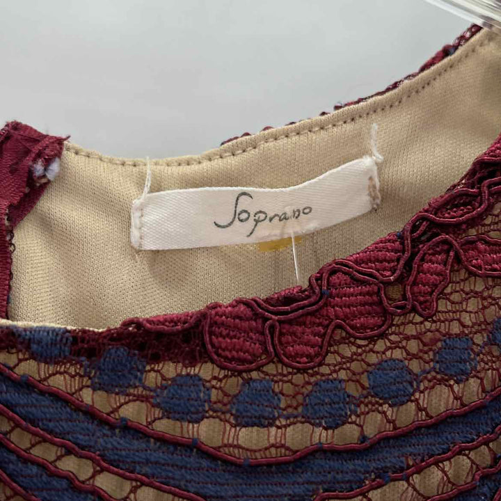 Size XS/S Multi-Color Lace Leggings