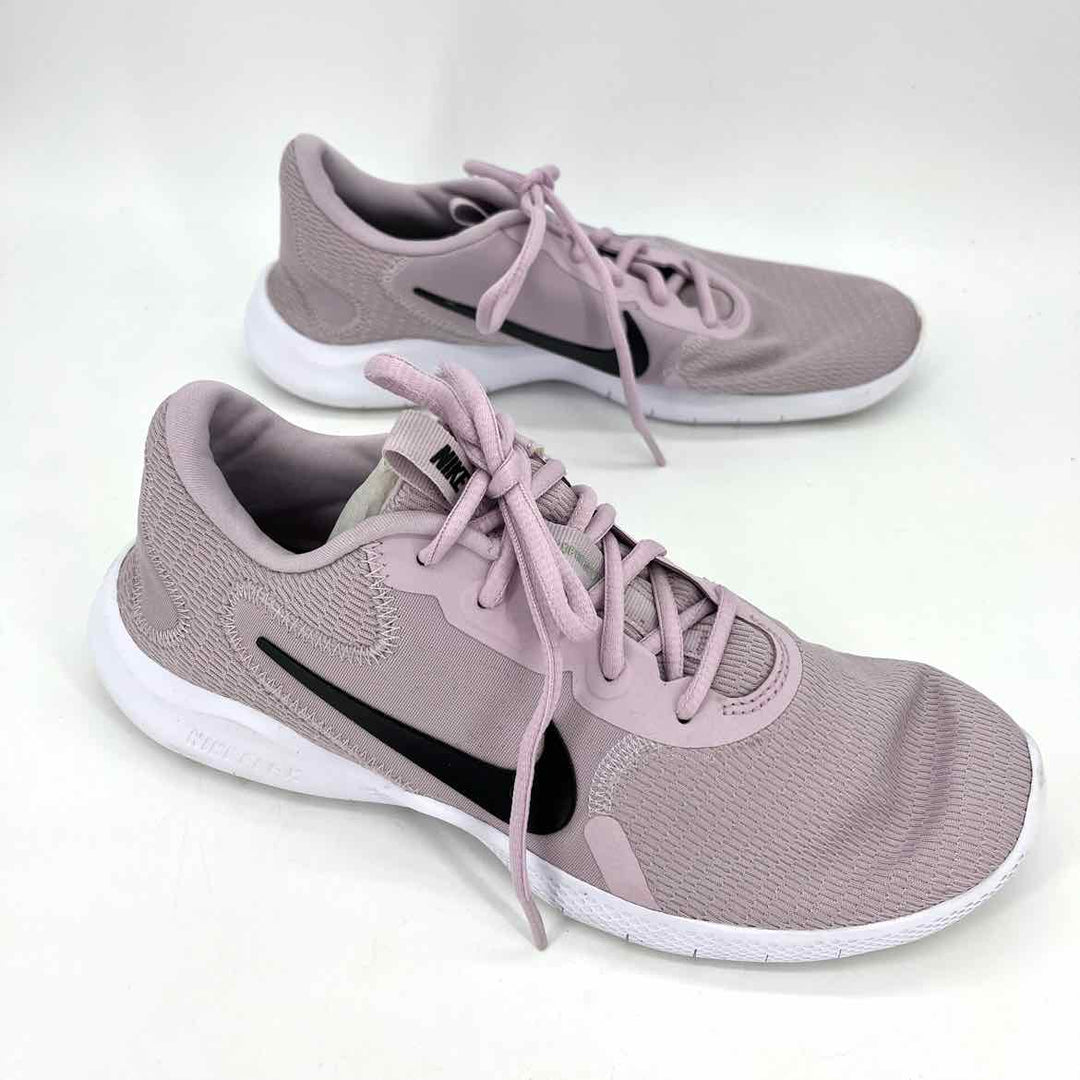 Shoe Size 9 Nike Lilac Knit Sneakers