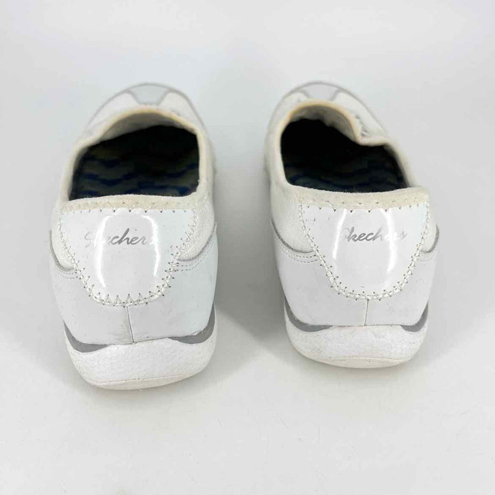 Shoe Size 6 Sketchers White Flats
