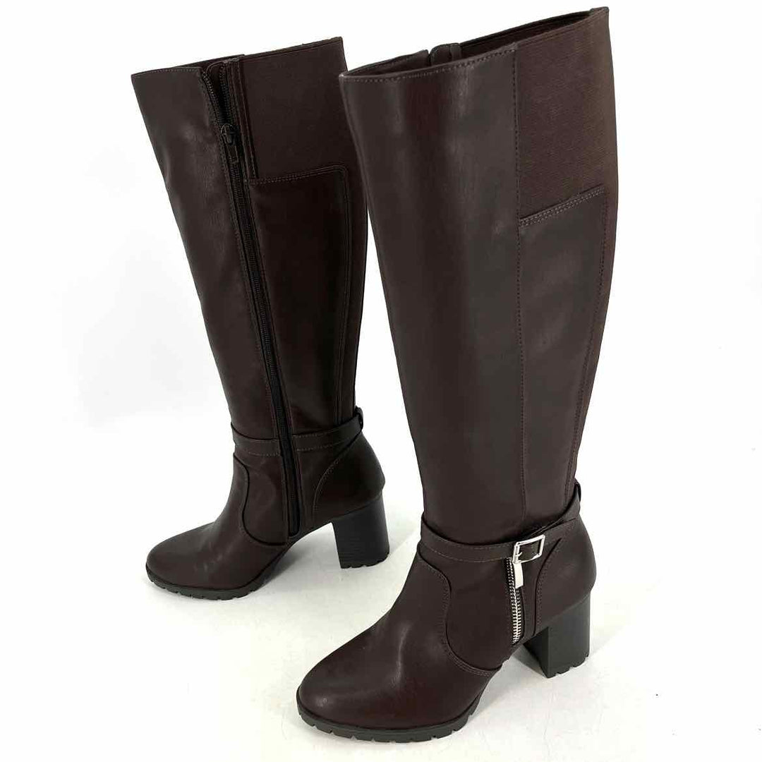 Shoe Size 8 KELLY & KATIE Brown Faux Leather Boots