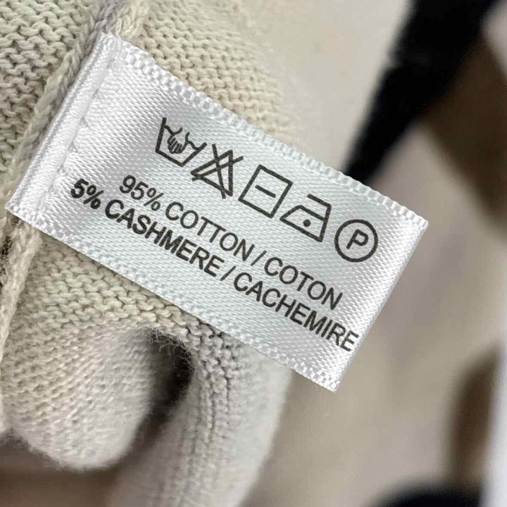 Size M Multi-Color Sweater