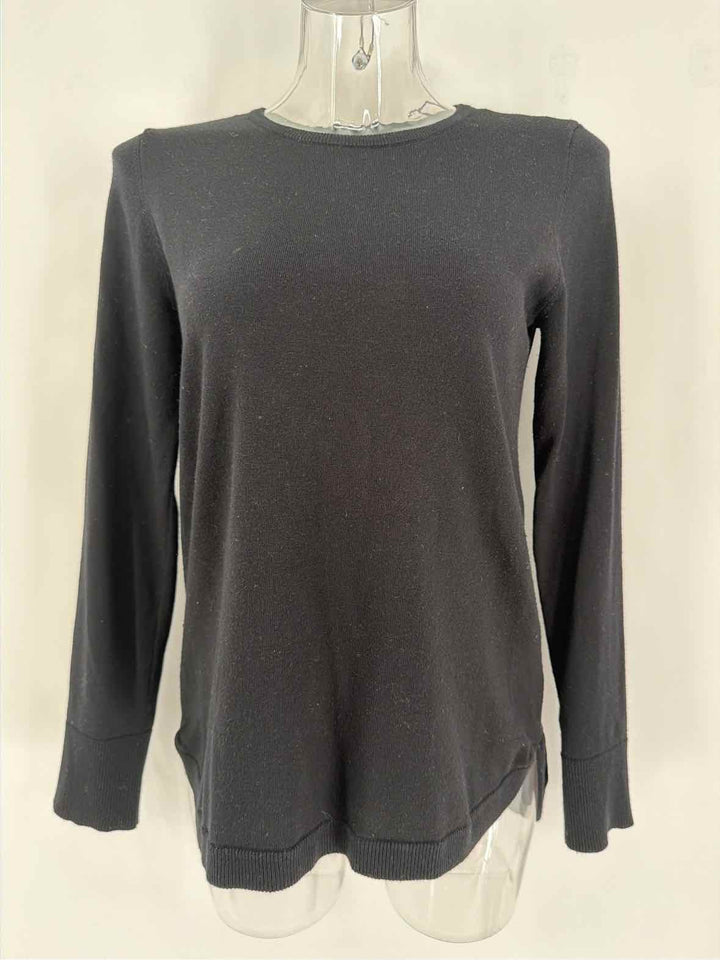 Size M CYRUS Black Sweater