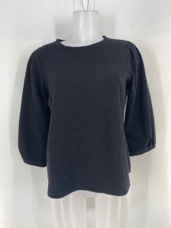 Size M Chico's Black Shirt