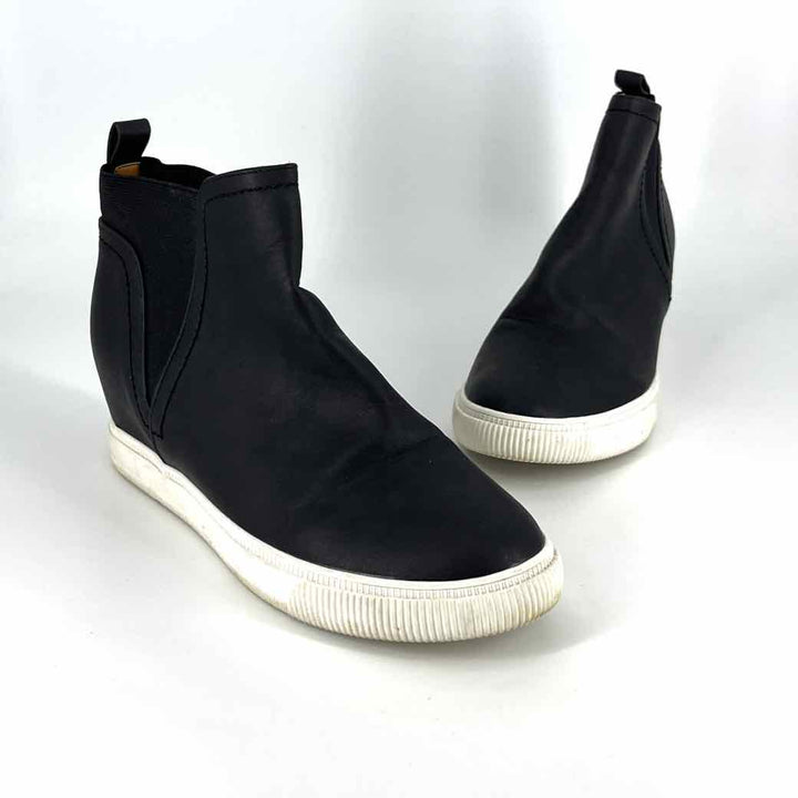 Shoe Size 8 Dolce Vita Black Faux Leather Boots