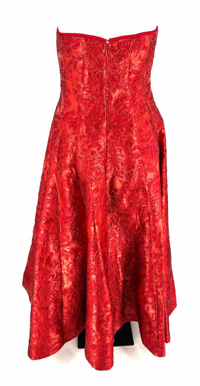 Size 10 TAYLOR Red PROM