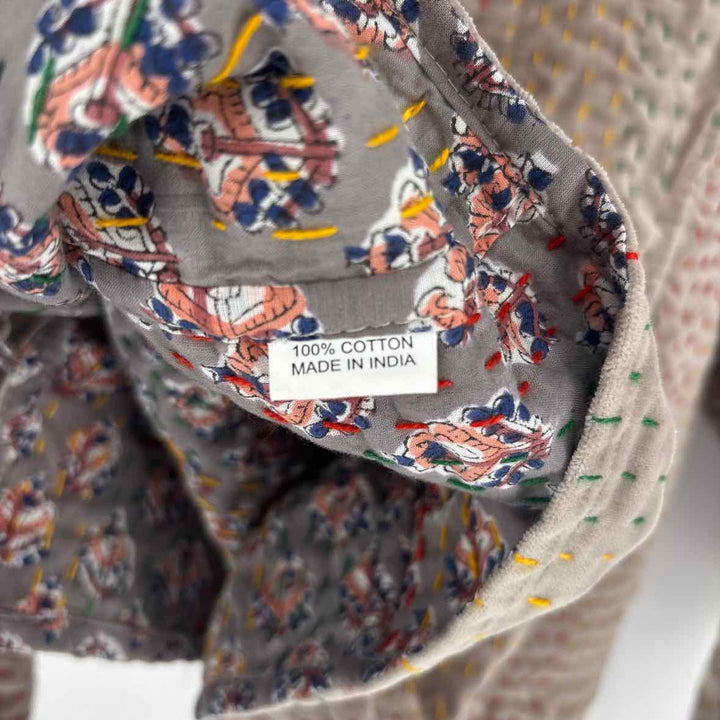 Size S/M Gray Shirt