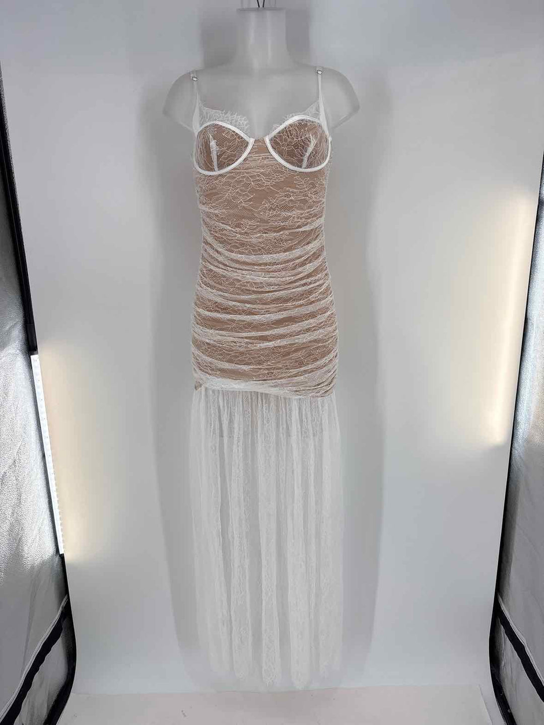 Size M White Dress