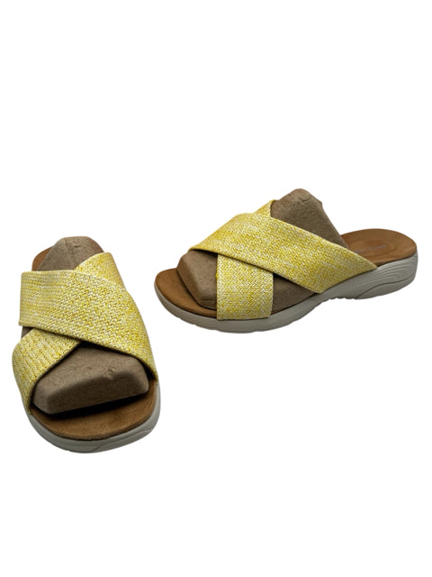 Shoe Size 9 EASY SPIRIT Yellow Sandals
