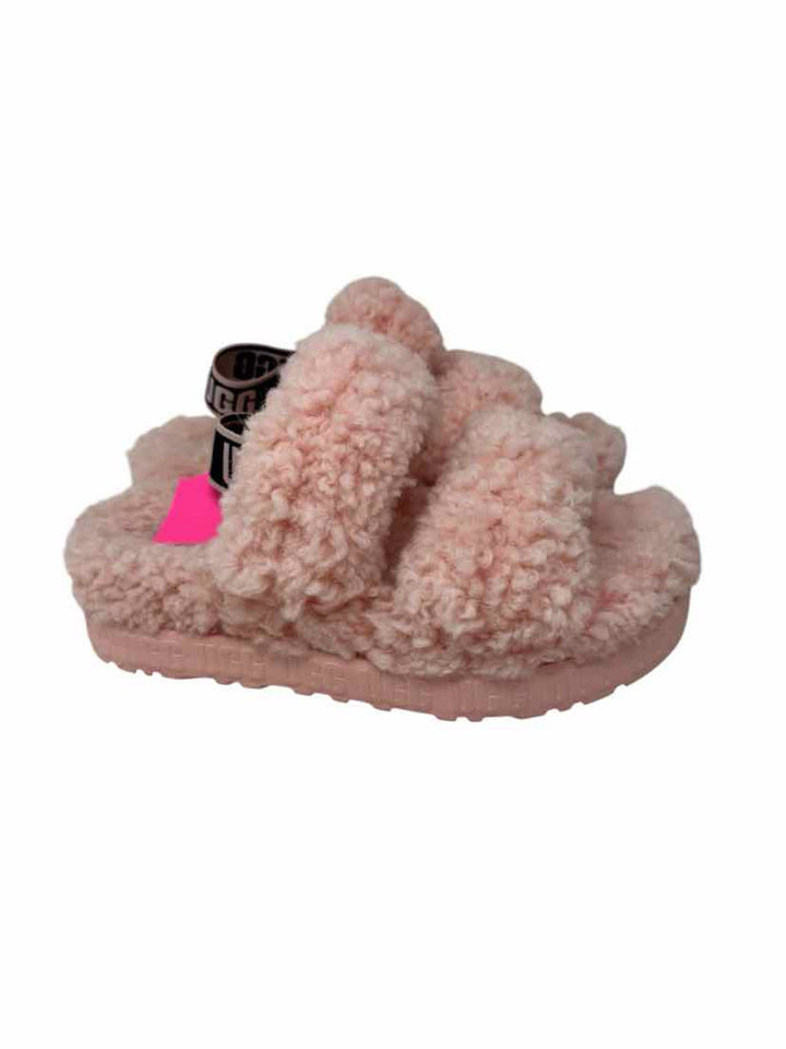 Shoe Size 8 Ugg Pink Flats
