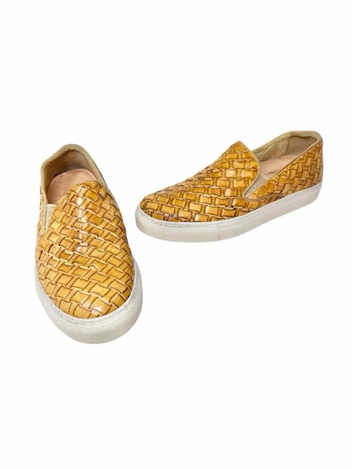 Shoe Size 35 Tan Leather Flats