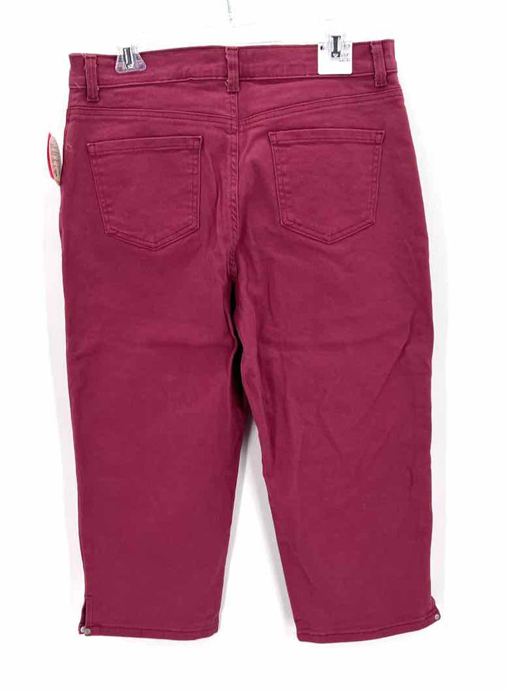 Size 12 GLORIA VANDERBUILT Burgundy Denim Jeans
