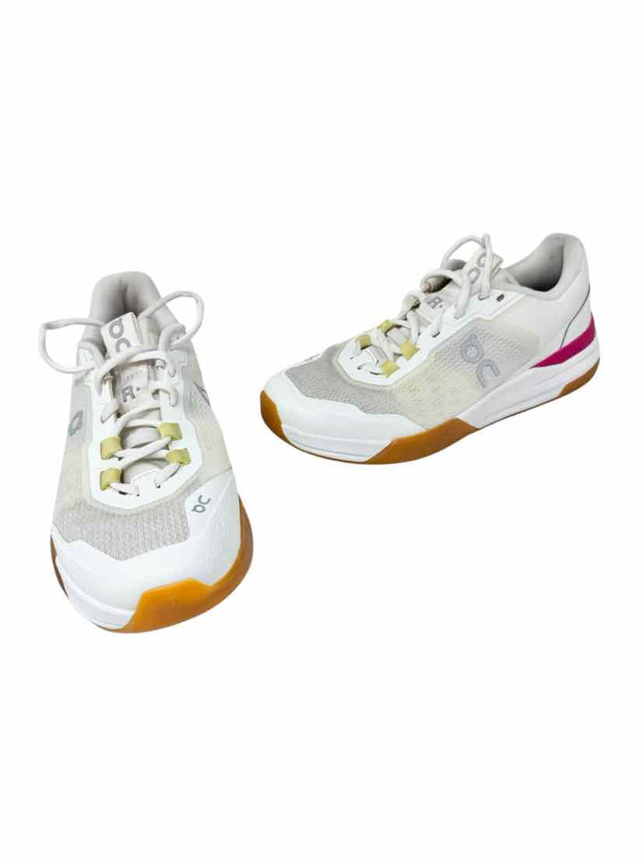 Shoe Size 9 ON CLOUD Cream Sneakers
