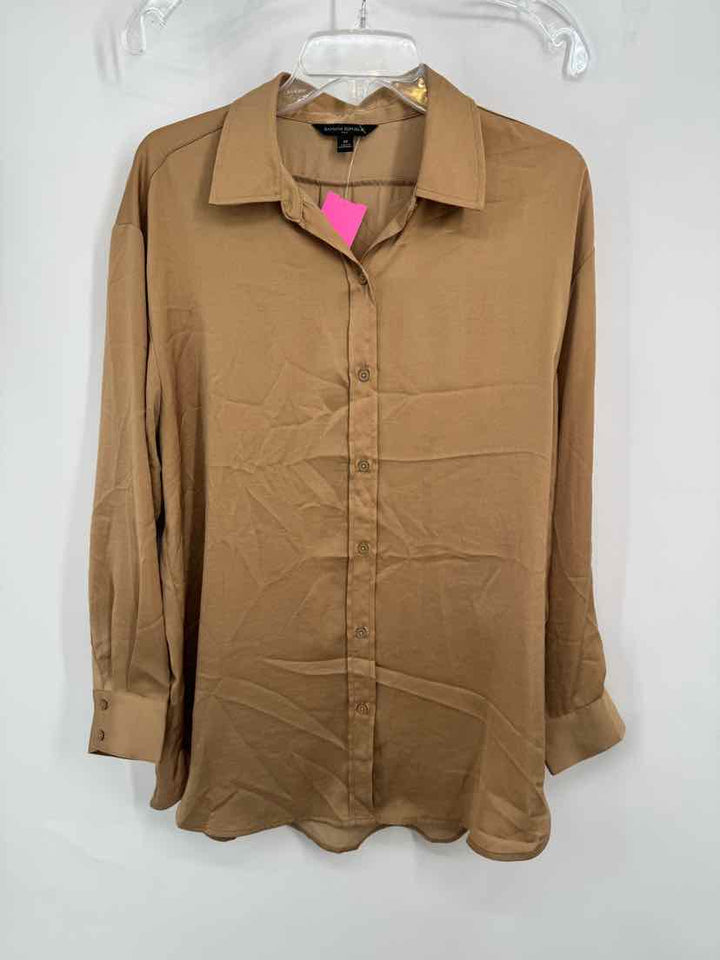 Size M Banana Republic Brown Shirt
