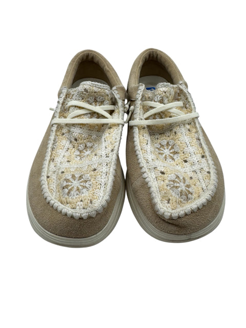 Shoe Size 10 Tan Sneakers