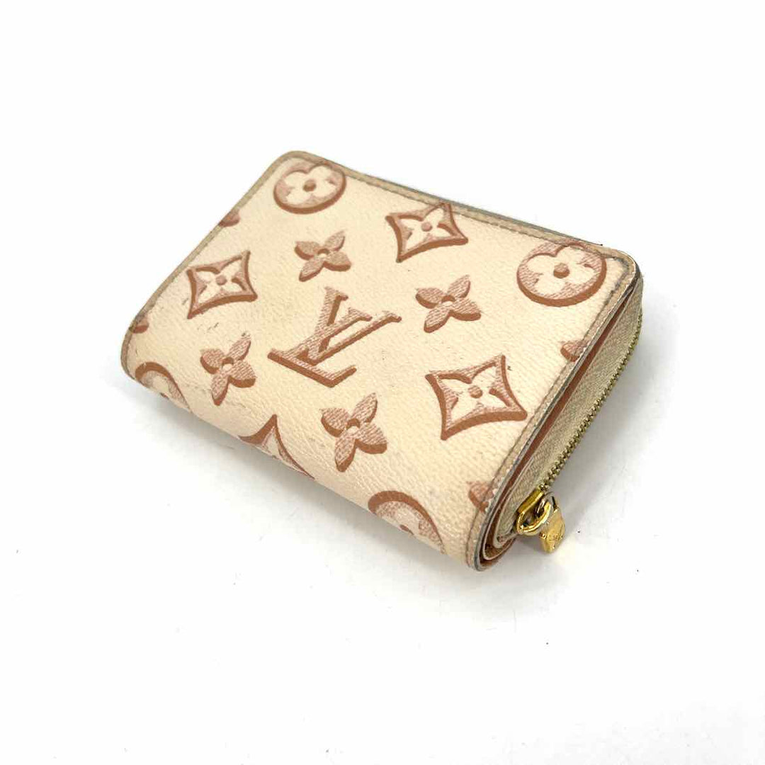 Louis Vuitton Luxury - Wallet