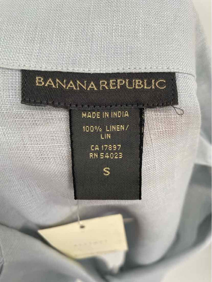 Size S Banana Republic Light Blue Shirt