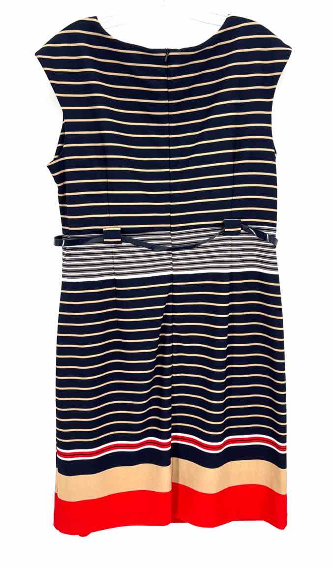 Size M Multi-Color Dress