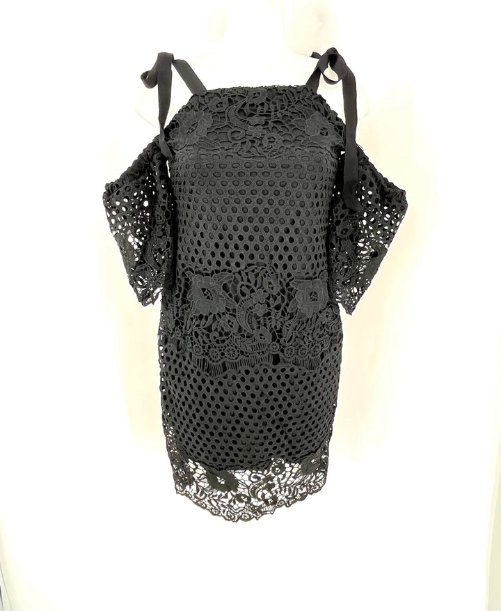 Size M Black Dress
