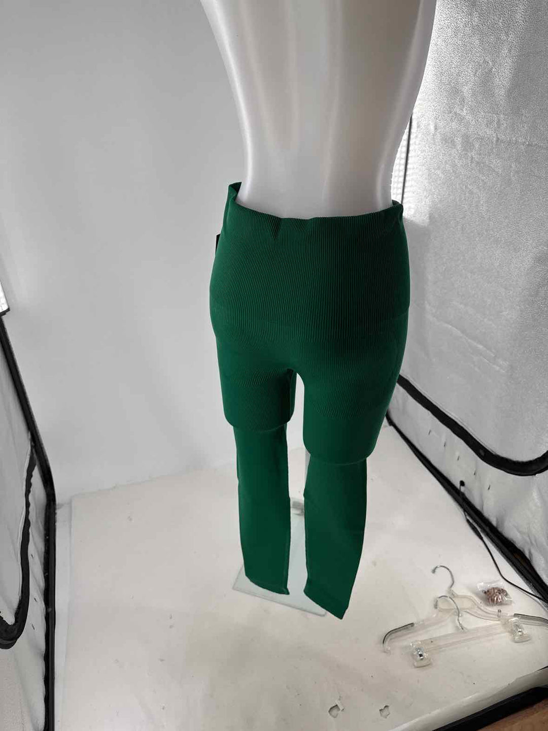 Size 1X FENTY Green Pants