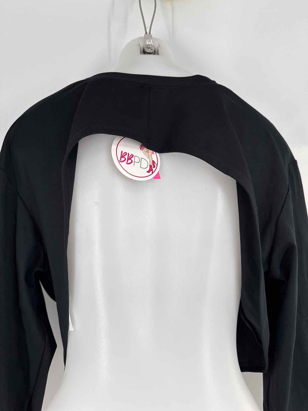 Size M Nike Black Shirt