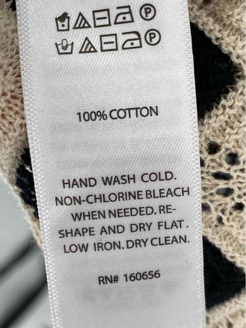 Size L HAUTE HIPPE Black Print Coverup