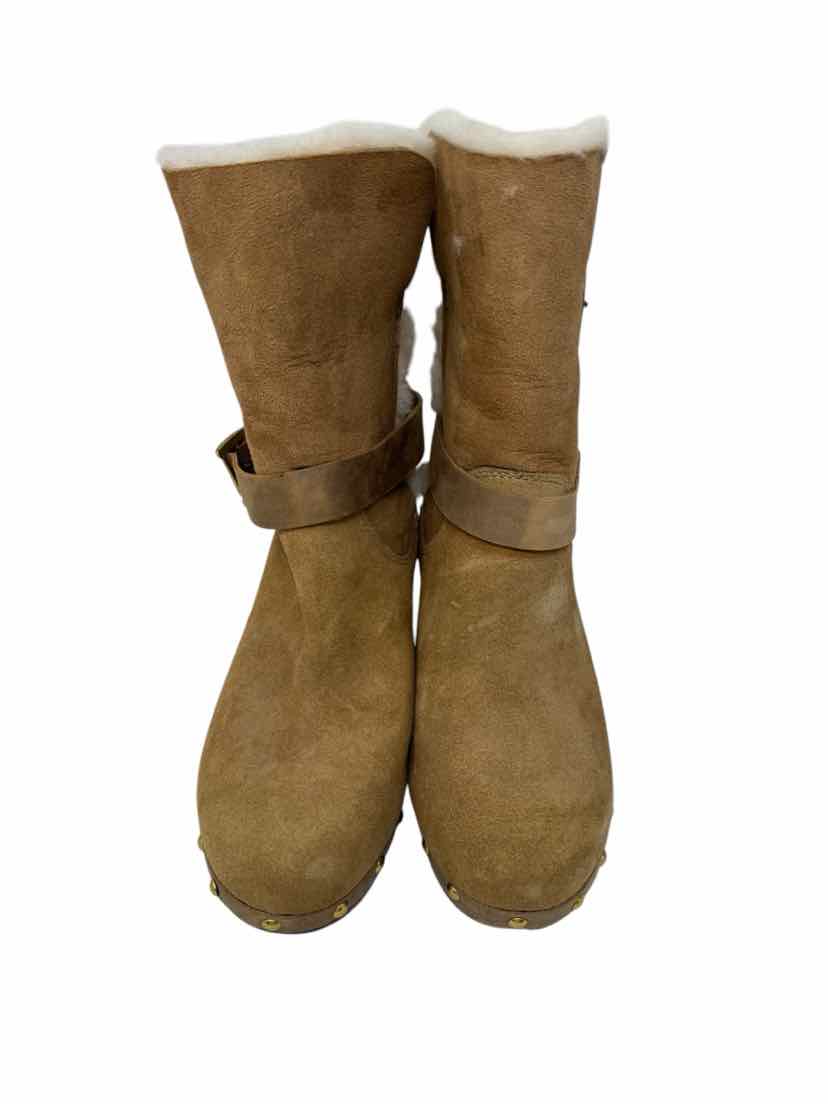 Shoe Size 8 Ugg Tan Suede Boots