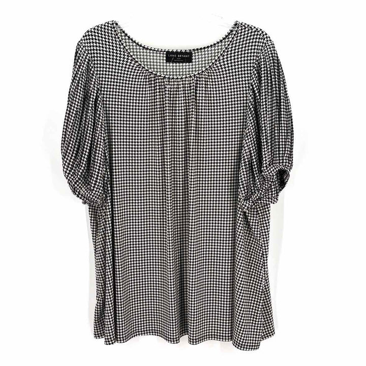 Size 22/24 LANE BRYANT White Shirt