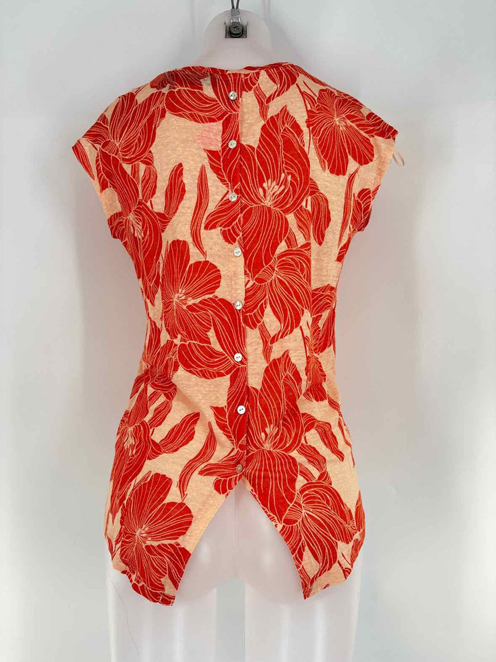 Size S TAHARI ORANGE PRINT Shirt